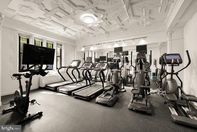 Building Photo - 1701 16th St NW