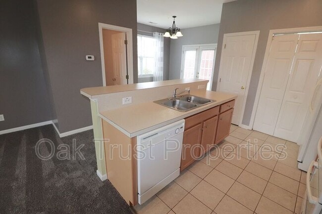 Building Photo - 210 Killarney Trail