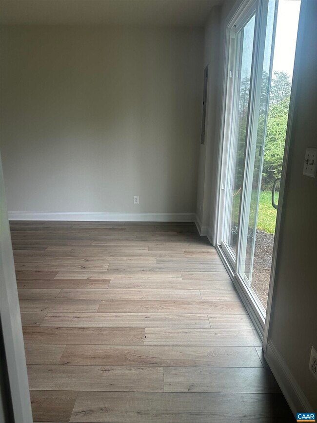 Building Photo - 2024 Calico Ct