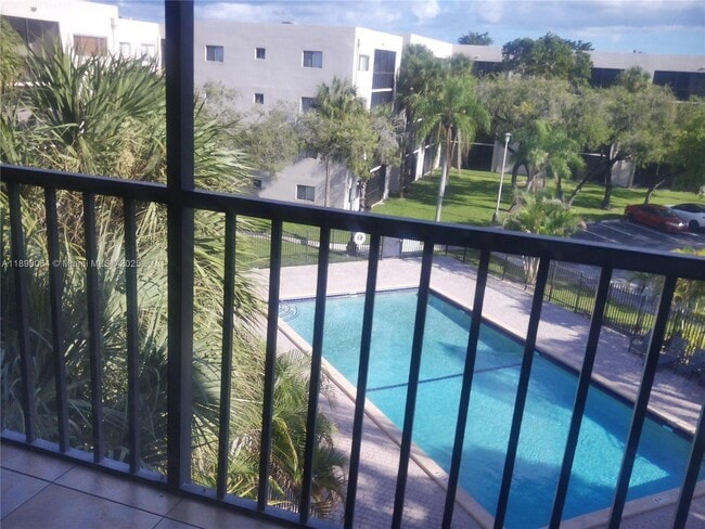 Primary Photo - 8540 SW 133rd Avenue Rd