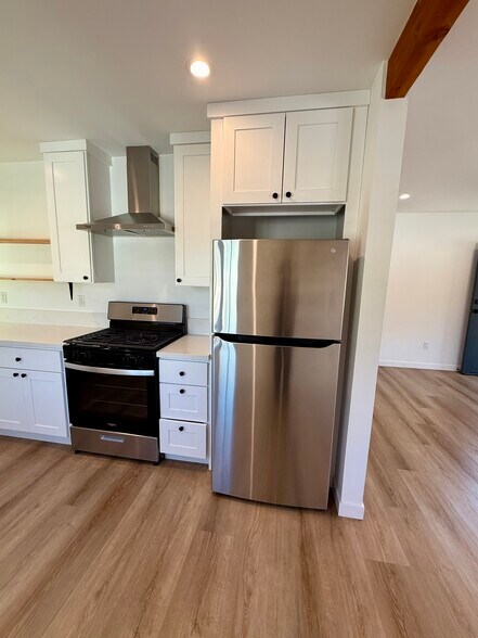 Building Photo - 3140 Cazador St