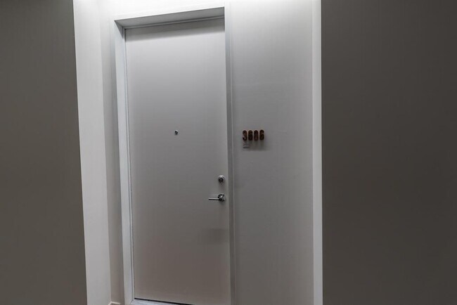 Building Photo - 301 West Ave