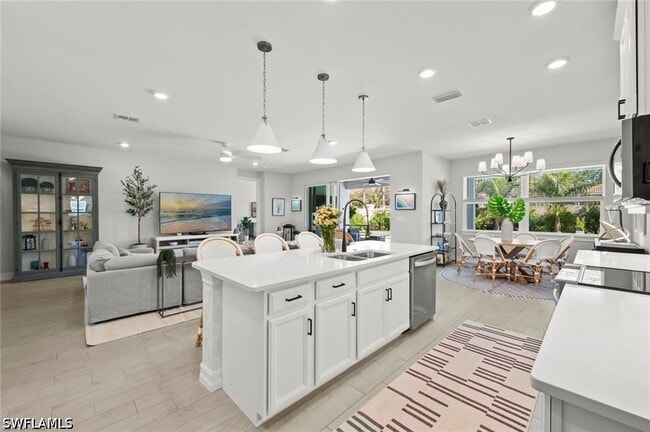 Building Photo - 10581 Woodchuck Ln