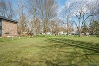 Building Photo - 185 Mead St