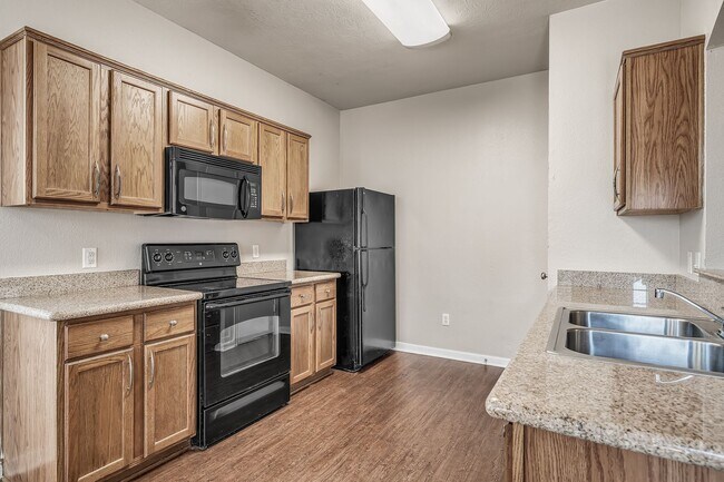 Building Photo - AUGUST 2026 MOVE IN!  Great 4 Bedroom 4 Bathroom Home