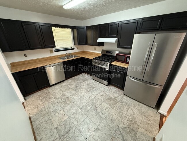 Building Photo - 6645 Smoke Ridge Dr