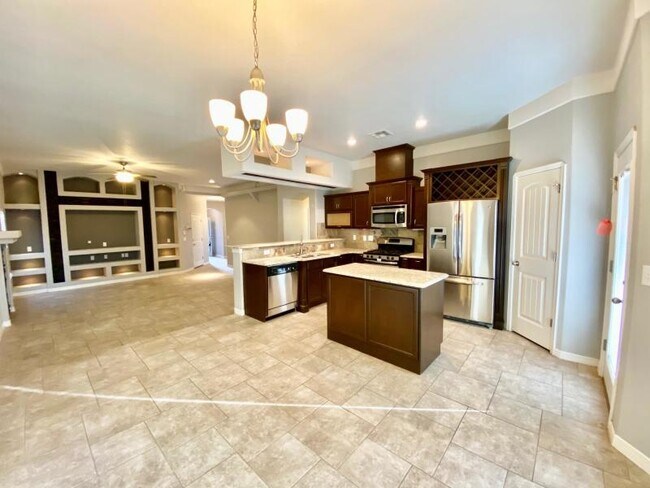 Building Photo - 2233 Amber Point Pl