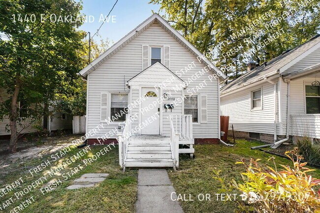 Primary Photo - 1440 E Oakland Ave