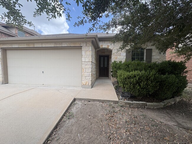 Building Photo - 564 Travertine Trail
