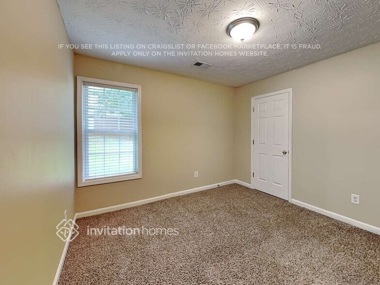 Building Photo - 7925 Paddocks Mill Dr