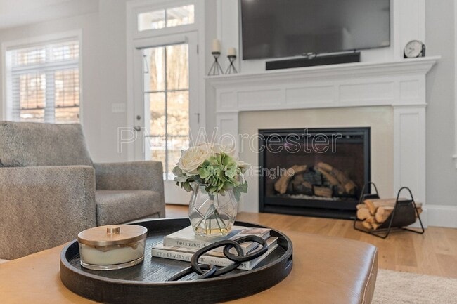 Building Photo - 57 Old Brook Rd