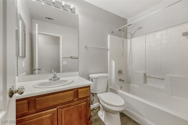 Building Photo - 3011 Beaufort Ct