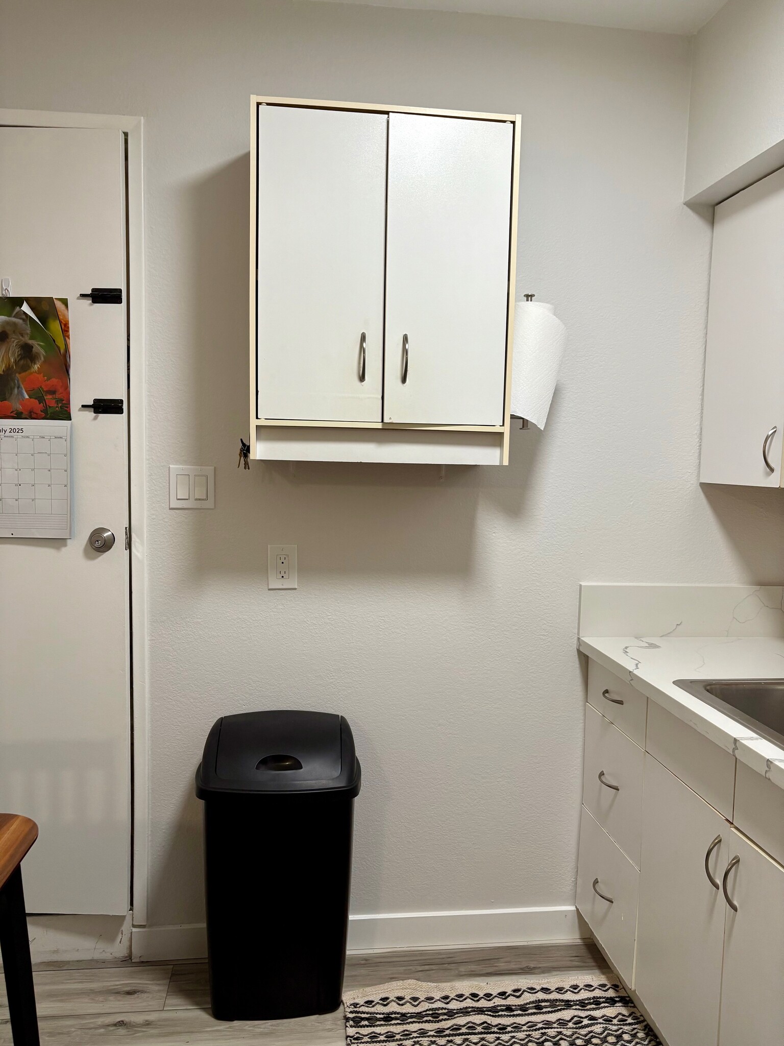 Building Photo - 28409 Victoria Rd