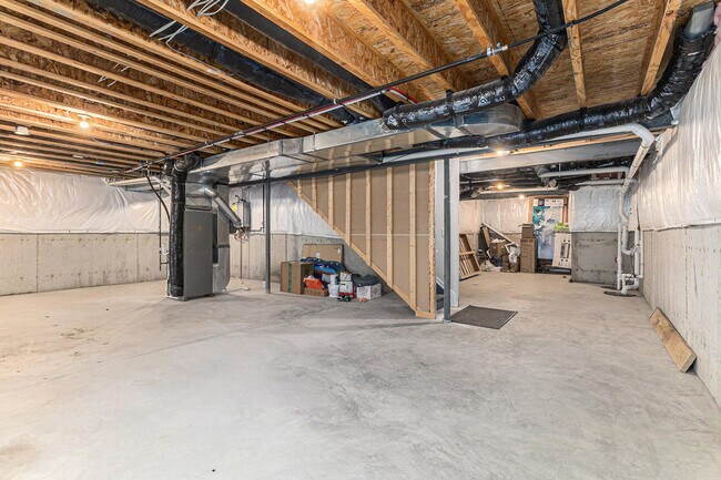 Building Photo - 2853 Dillon Dr