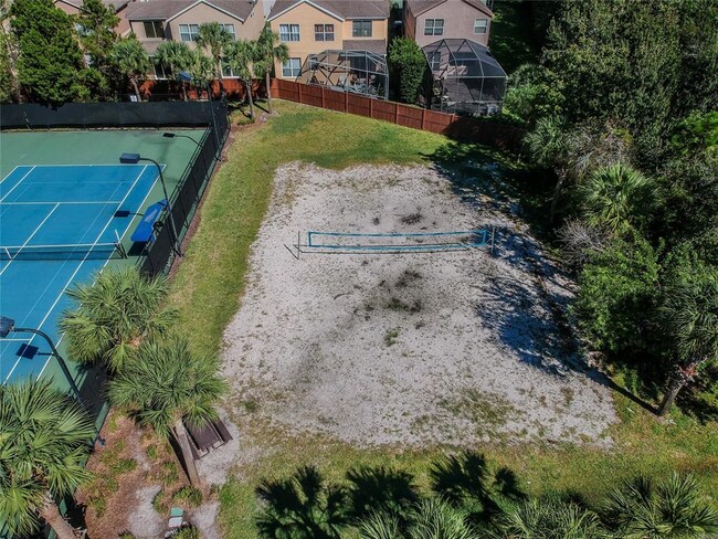 Building Photo - 10559 Greencrest Dr