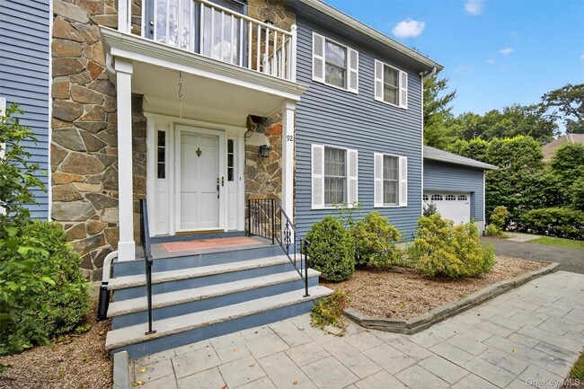 Building Photo - 92 Brook Hollow Dr