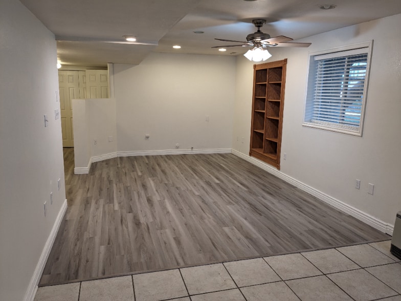 Building Photo - 571 W 4000 S