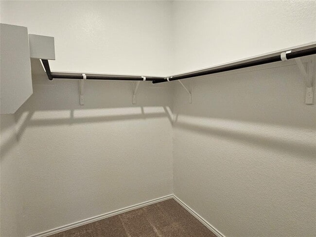 Building Photo - 128 Dollars Dr