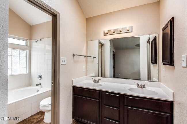 Building Photo - 5448 Colin Powell Ave