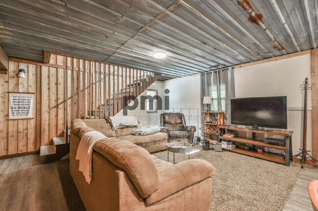 Building Photo - 43 Davis Gap Rd