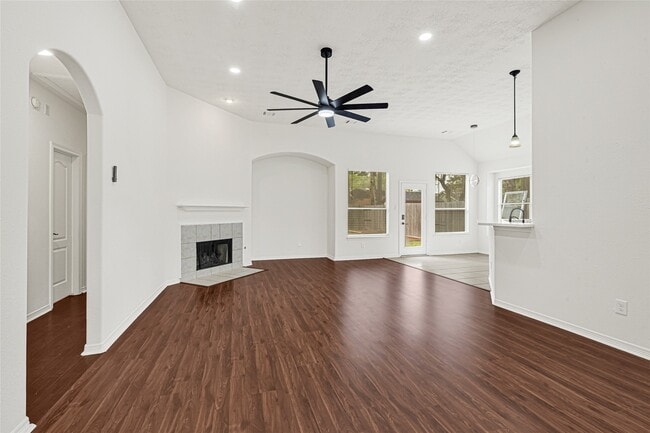 Building Photo - 22127 Nobles Crossing Dr