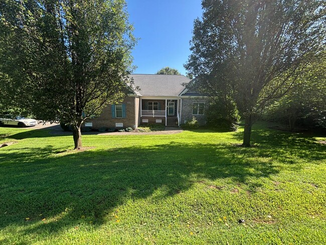 Primary Photo - Stunning 5 Bedroom 2.5 Bath Home located i...