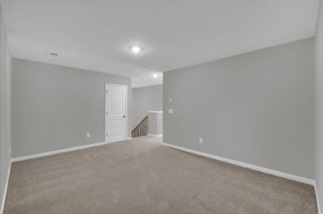 Building Photo - Stylish Living with Convenience at Your Doorstep