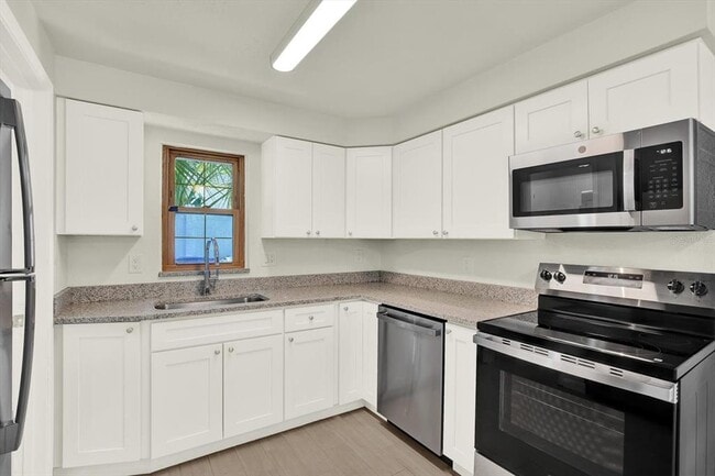 Building Photo - 1187 Bass Blvd