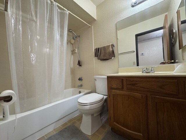 Building Photo - 454 Riverfront Dr