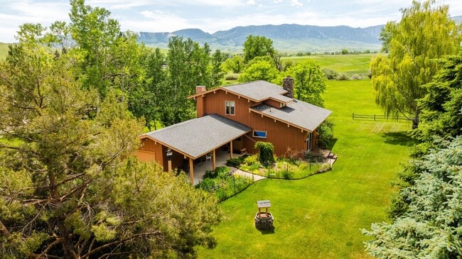 Building Photo - BIG HORN - 3 Bedroom/ 2 Bath HOME FOR RENT