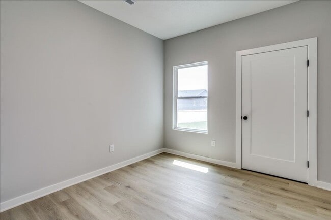 Building Photo - Cypress Glenn Oliver