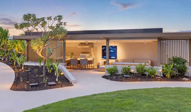 Building Photo - Brand new Luxury 3 Bedroom at The Park Ward Village