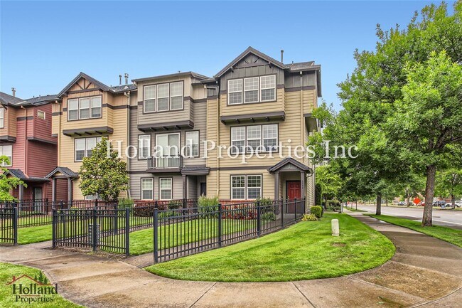 Building Photo - 3594 SE Ironwood Ave