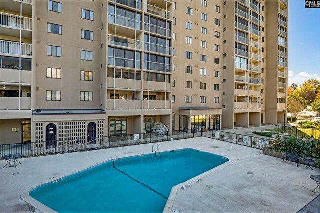 Building Photo - 1825 St Julian Pl