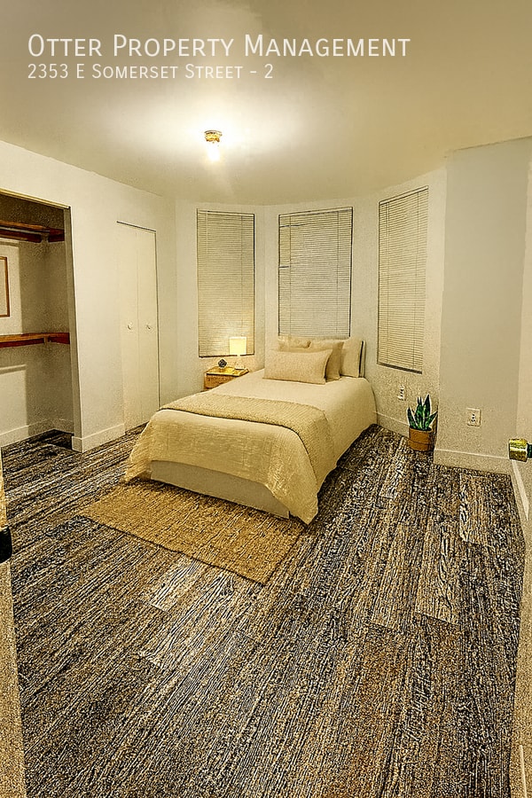 Building Photo - 2353 E Somerset St