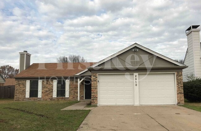 Building Photo - 2510 Bentley Dr