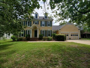 Building Photo - 3508 Gowan Ln