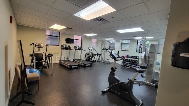 Building Photo - 20 McTernan St