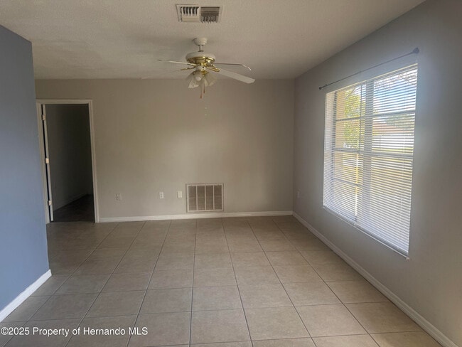 Building Photo - 5331 Pierpoint Ave