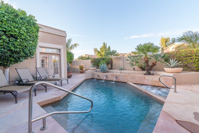 Building Photo - 9315 E Aster Dr