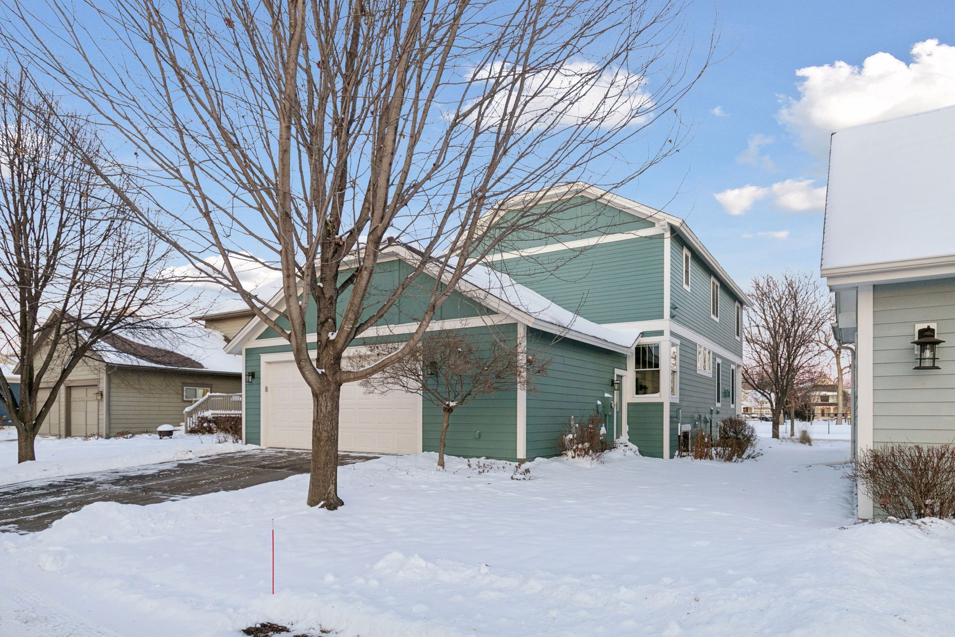 Building Photo - 14246 Garden Way N