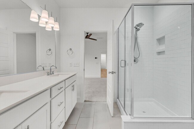 Building Photo - 102 True Blue Lp