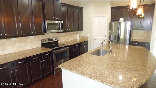 Building Photo - 83117 Purple Martin Dr