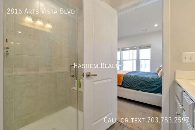 Building Photo - 2816 Arts Vista Blvd