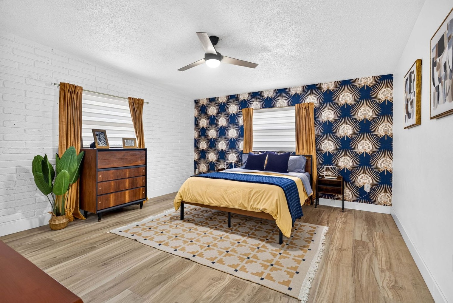 Building Photo - 625 Flamingo Dr