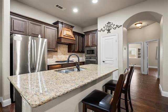 Building Photo - 1370 Litchfield Ln