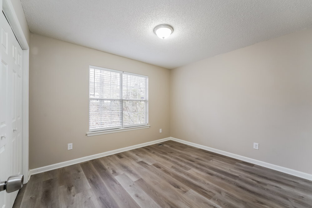 Building Photo - 15826 Lawyers Rd