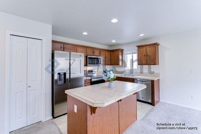 Building Photo - 18141 71st Ave E