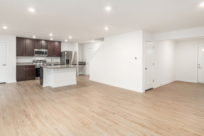 Building Photo - 1516 Billingham Dr
