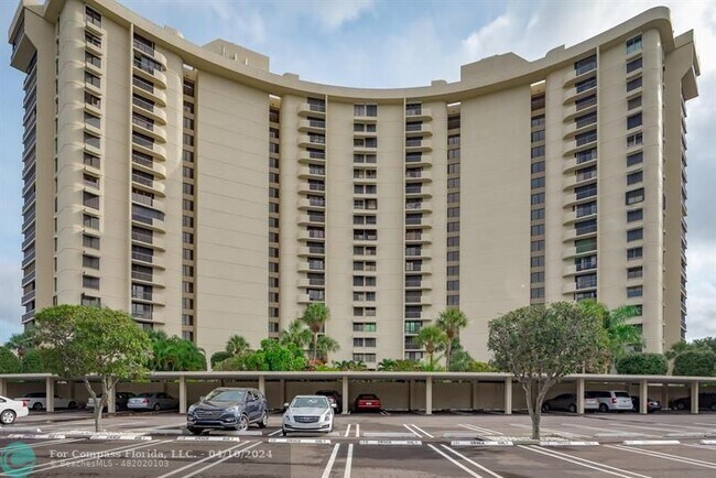 Building Photo - 2480 Presidential Way